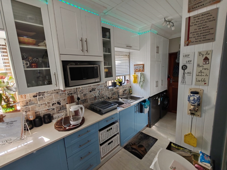 3 Bedroom Property for Sale in De Kelders Western Cape